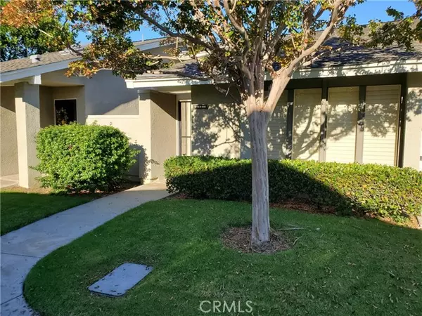 8745 Placer Circle #37, Huntington Beach, CA 92646