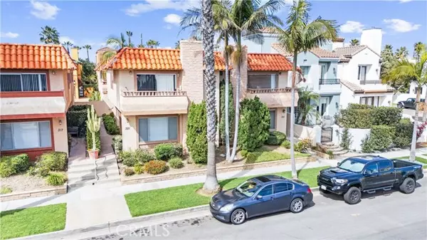 321 22nd Street, Huntington Beach, CA 92648