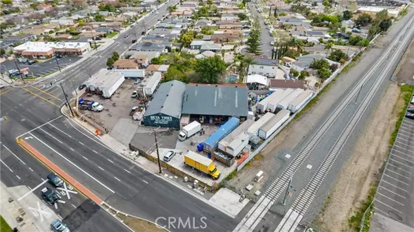 Santa Ana, CA 92703,711 N Fairview Street