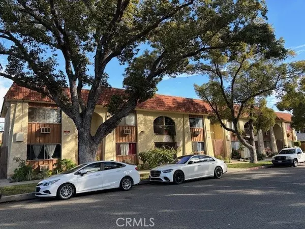 Santa Ana, CA 92701,717 N Garfield Street