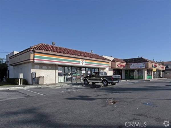 13450 Goldenwest st, Westminster, CA 92683