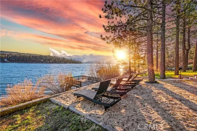 Big Bear Lake, CA 92315,39513 Lake Drive