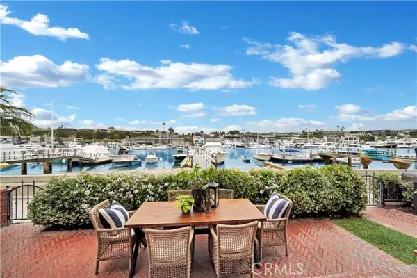 Newport Beach, CA 92662,209 E Bay Front