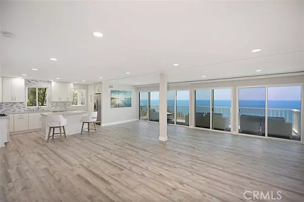 Laguna Beach, CA 92651,32091 Virginia Way