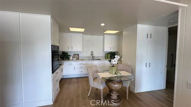 13902 Thunderbird #8J, Seal Beach, CA 90740