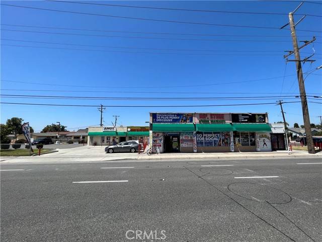 3411 W 1st Street, Santa Ana, CA 92703