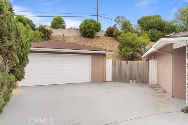 La Habra, CA 90631,300 Teakwood Avenue