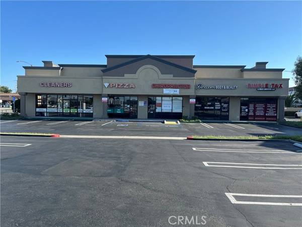 5802 Bellflower Boulevard, Lakewood, CA 90713