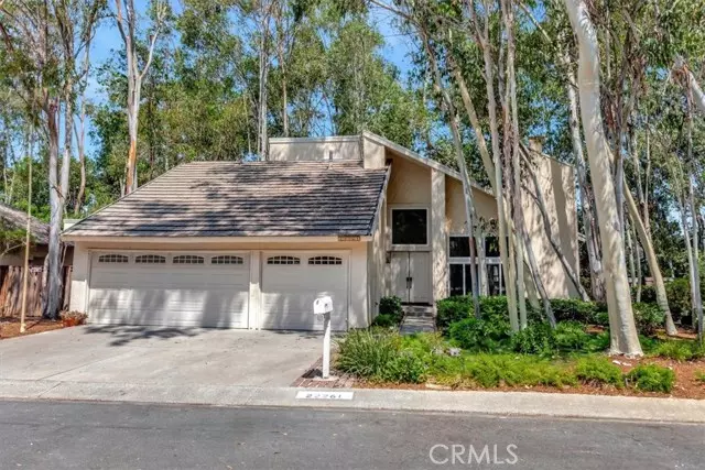 22261 Parkwood Street, Lake Forest (el Toro), CA 92630