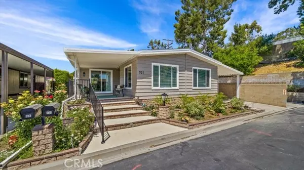 701 Glen Lake Drive #66, Placentia, CA 92870