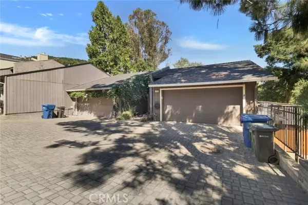 Los Gatos, CA 95030,120 College Terrace Court #K