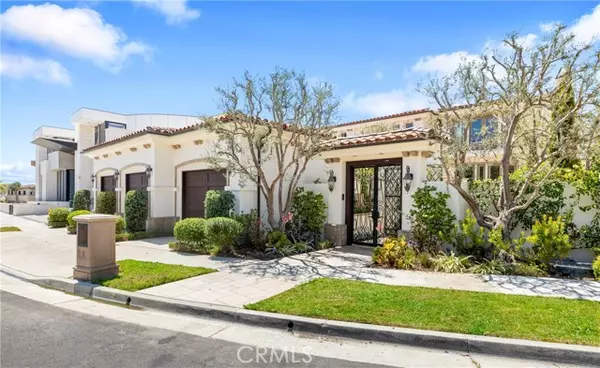 7 ROCKY POINT Road, Corona Del Mar (newport Beach), CA 92625