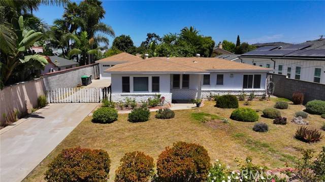 348 E 18th Street, Costa Mesa, CA 92627