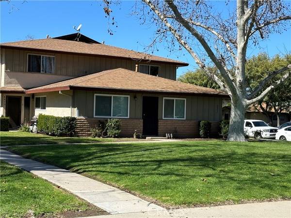 8842 Mission Vega Court #2, Santee, CA 92071