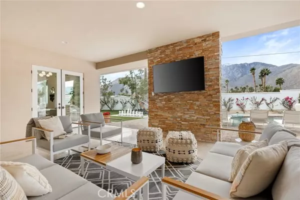 Palm Springs, CA 92262,290 W San Carlos Road