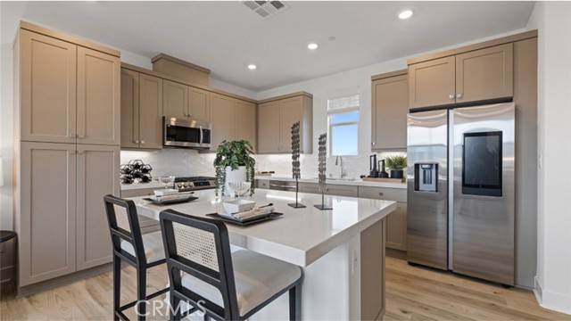 735 Arrowleaf Road, Rancho Mission Viejo, CA 92694