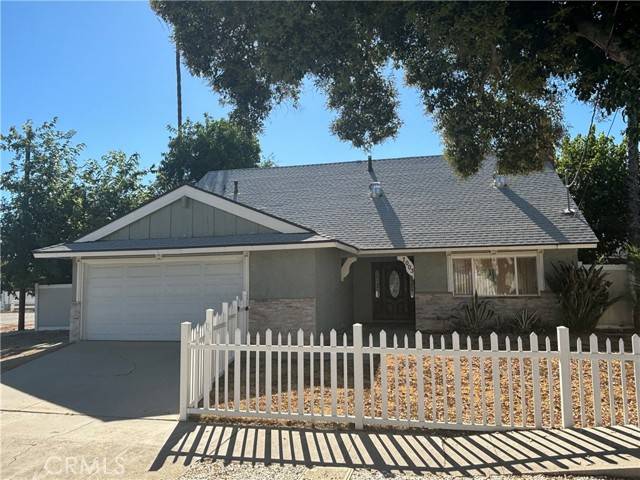 7003 Rubio Avenue, Van Nuys (los Angeles), CA 91406