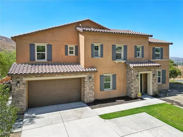 Riverside, CA 92503,16652 Carrara Court