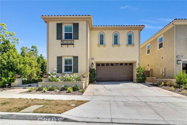 10 Juniper, Lake Forest (el Toro), CA 92630