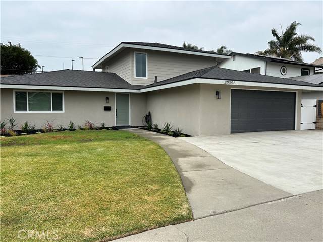 20391 Seven Seas Lane, Huntington Beach, CA 92646