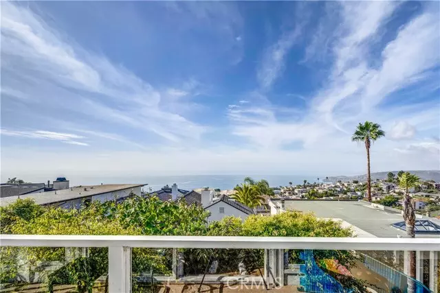 Laguna Beach, CA 92651,953 Santa Ana Street