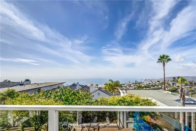 Laguna Beach, CA 92651,953 Santa Ana Street