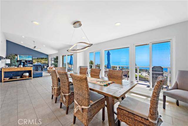 18 N Stonington Road, Laguna Beach, CA 92651