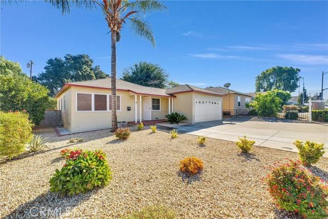 913 S Lincoln Avenue, Corona, CA 92882