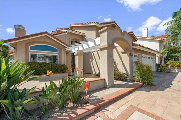 Yorba Linda, CA 92887,20420 Via Canarias