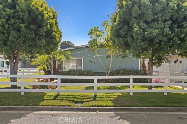 237 Costa Mesa Street, Costa Mesa, CA 92627