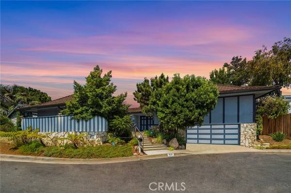 828 Glenmere Way, Los Angeles, CA 90049