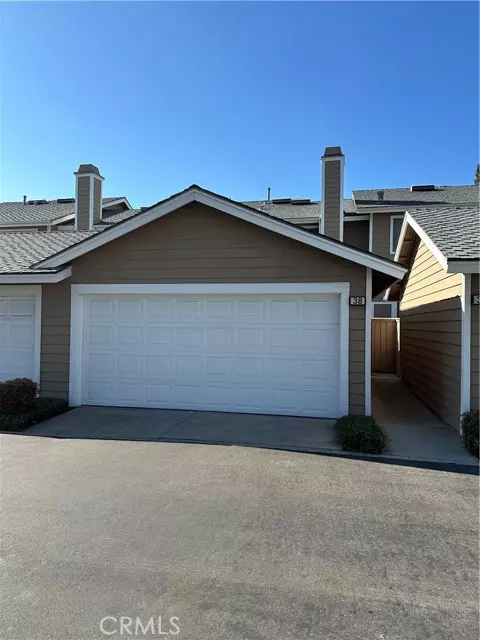 Irvine, CA 92620,38 Monroe #43