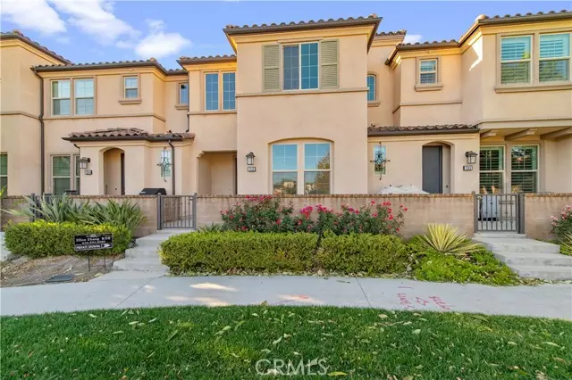 Lake Forest (el Toro), CA 92630,88 Finch