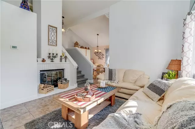 San Clemente, CA 92673,3008 Anabella #84