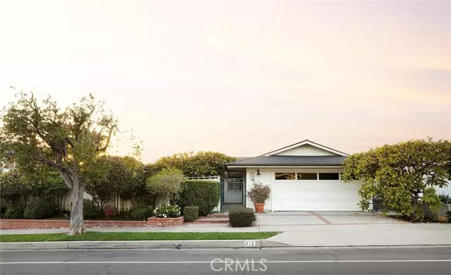 San Clemente, CA 92672,215 Via Montego