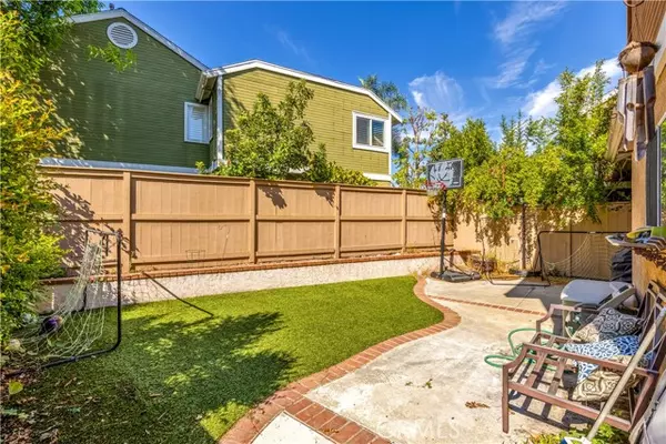 Aliso Viejo, CA 92656,69 Meadowood