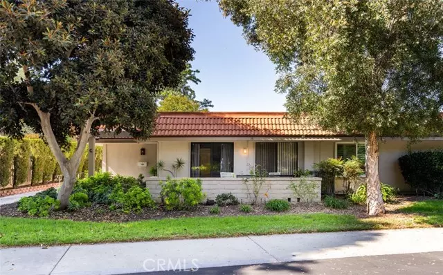 Laguna Woods, CA 92637,3074 Via Serena #C