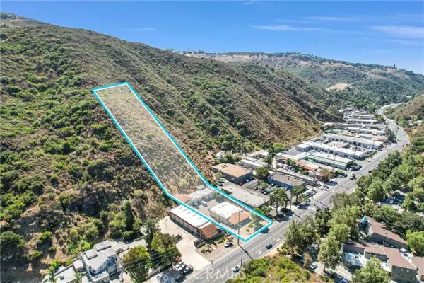 Laguna Beach, CA 92651,2307 Laguna Canyon Road