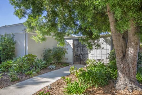 537 Via Estrada #C, Laguna Woods, CA 92637