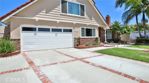 21372 Pensacola Circle, Huntington Beach, CA 92646