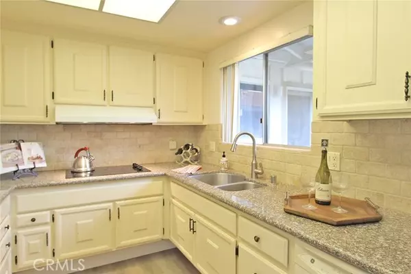 Laguna Woods, CA 92637,673 Via Mendoza #B