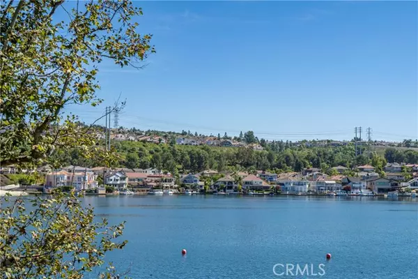 22482 Formentor #15, Mission Viejo, CA 92692