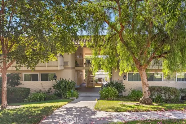 Laguna Woods, CA 92637,637 Avenida Sevilla #N