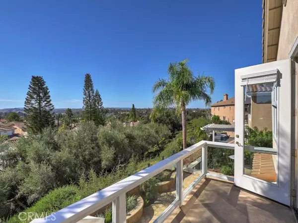 27050 S Ridge Drive, Mission Viejo, CA 92692