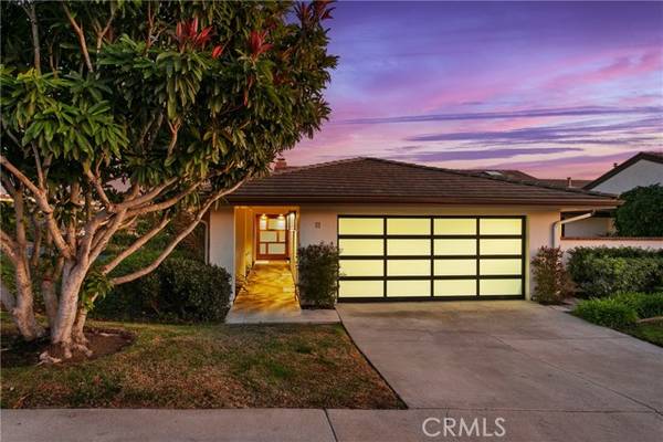 11 Skysail Drive, Corona Del Mar (newport Beach), CA 92625