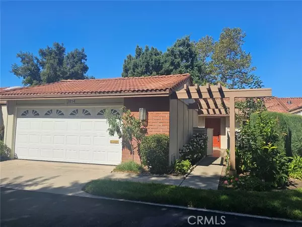 Laguna Woods, CA 92637,3214 Via Carrizo #C