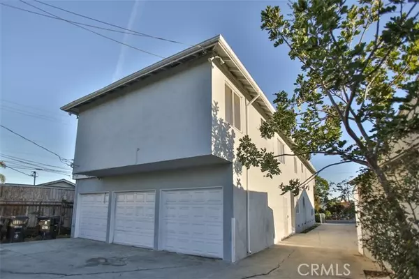 Inglewood, CA 90302,1139 E 67th Street