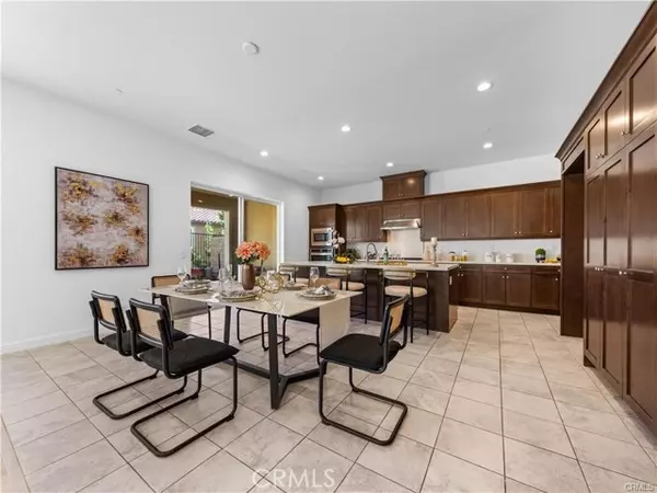 Porter Ranch (los Angeles), CA 91326,20756 Spruce Circle