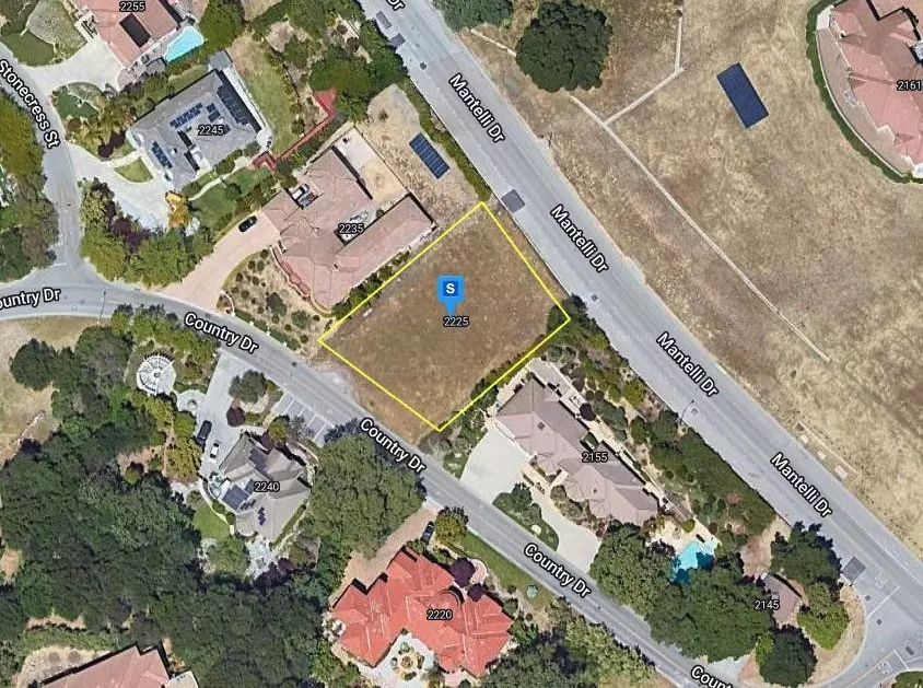 Gilroy, CA 95020,2225 Country Drive