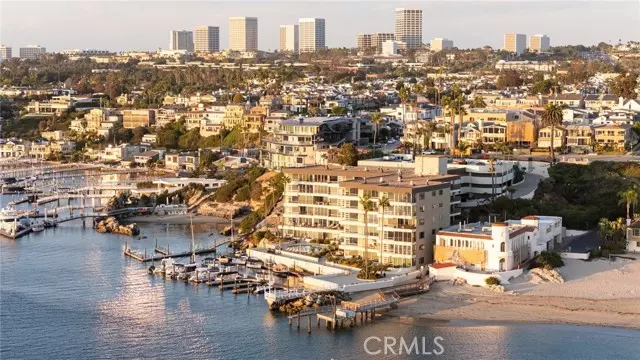 2525 Ocean Boulevard #1C, Corona Del Mar (newport Beach), CA 92625